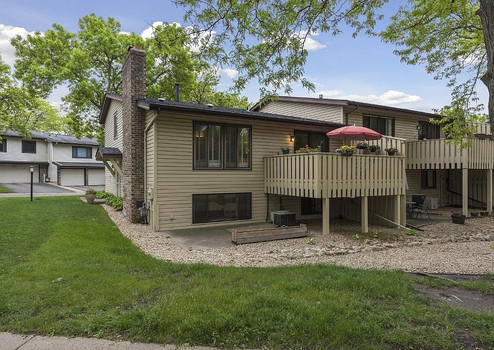 2nd image of 5695 Hyland Courts Dr