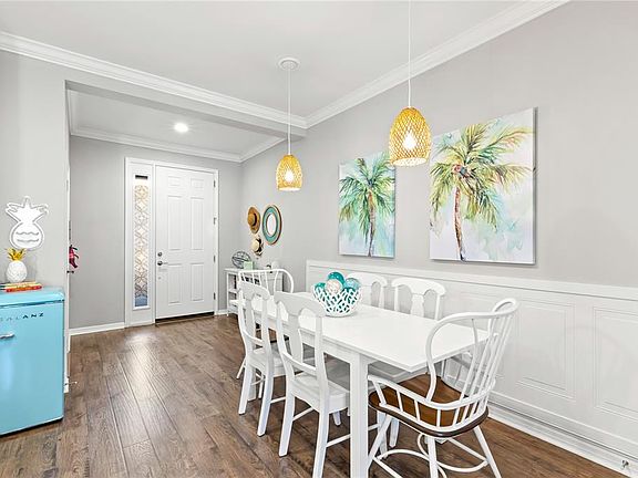 3rd image of 6624 Citrus Creek Ln