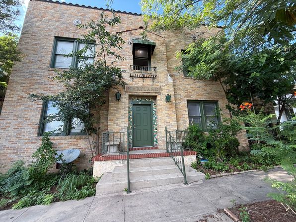 326 W Huisache Ave APT 11