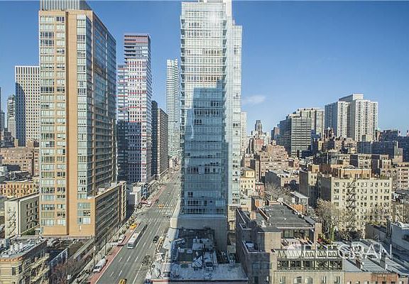 4th image of 305 E 51st St APT 15D