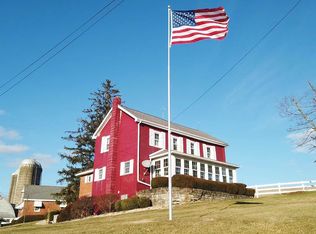 5 Valleyview Ln, Avella, PA 15312