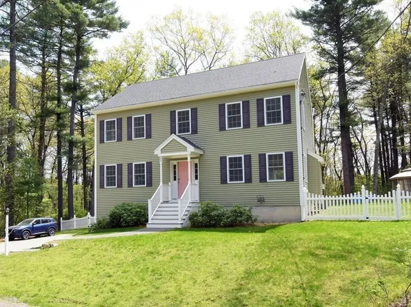 22 Hollywood Ter, North Reading, MA 01864