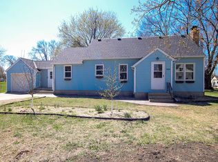 426 Main St, Stewart, MN 55385
