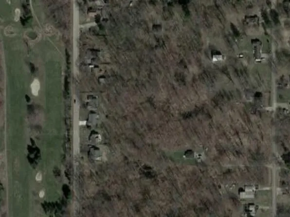 4823 Forest Beach Rd, Watervliet, MI 49098