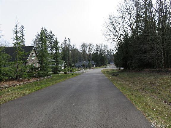 3rd image of 3840 Pennant Ct NW