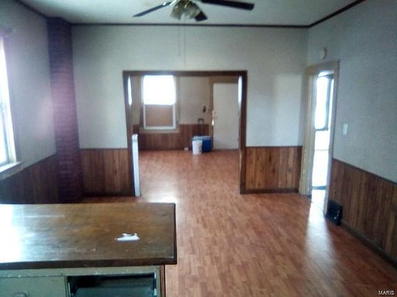 5th image of 2253 Grand Ave