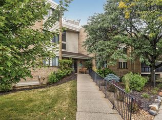 1871 Silver Bell Rd APT 217, Eagan, MN 55122