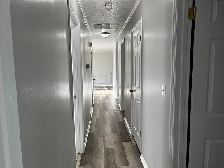 1442 N 900 W — Photo 21