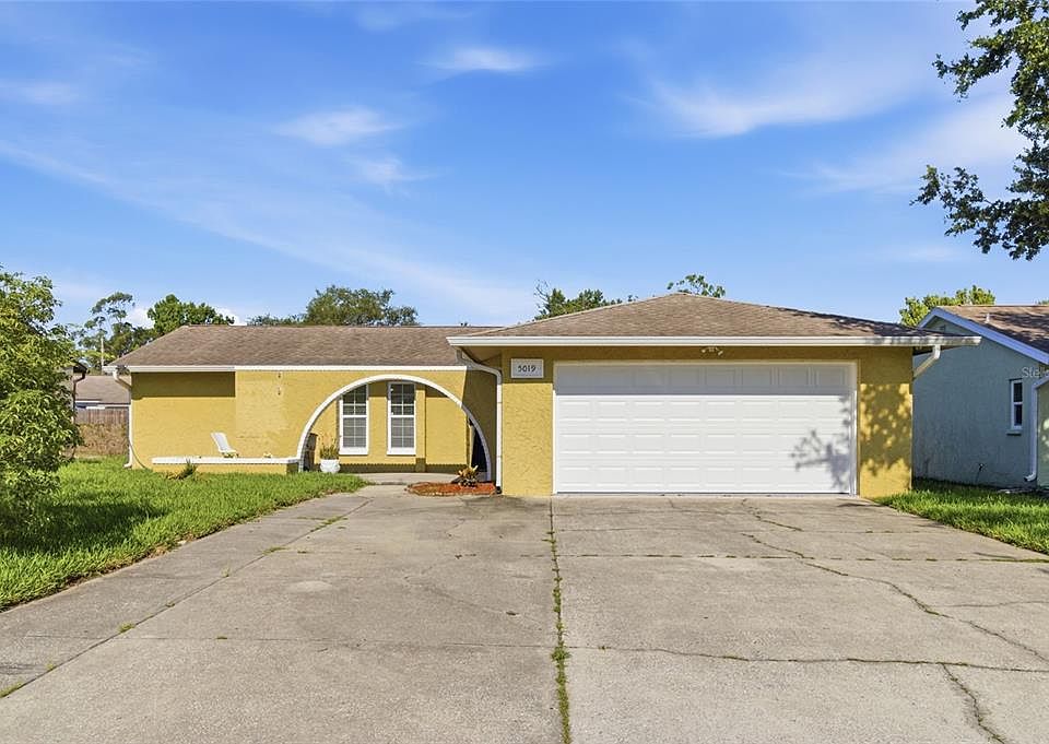 1st image of 5019 Larch Ln