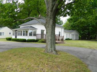 1853 N 56th Ave, Mears, MI 49436