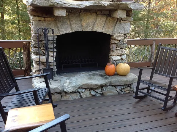 69 Indian Falls Way, Lake Toxaway, NC 28747