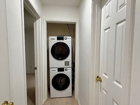 5th image of 4900 Overland Ave Unit 178