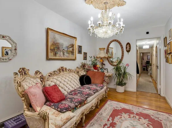 3218 Pleasant Avenue image 22 of 44