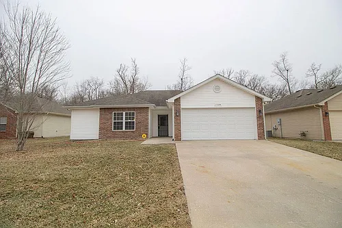 1424 Bodie Dr Photo 1