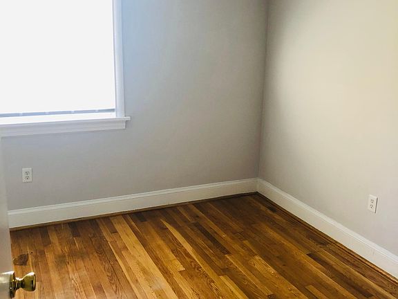 5th image of 5403 Remuda Dr APT 4