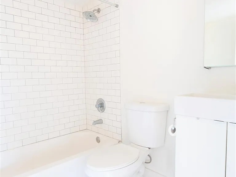 6208 Arroyo Glen St #6 — Photo 10