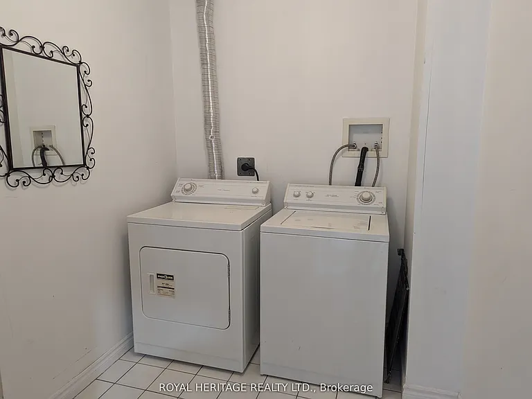 1275 Markham Rd E #1502 — Photo 10