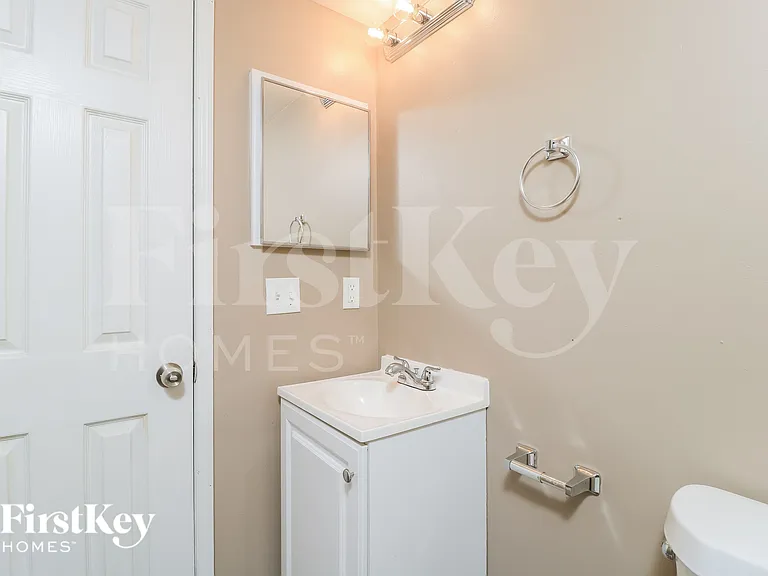 3598 Whispering Woods Dr — Photo 11
