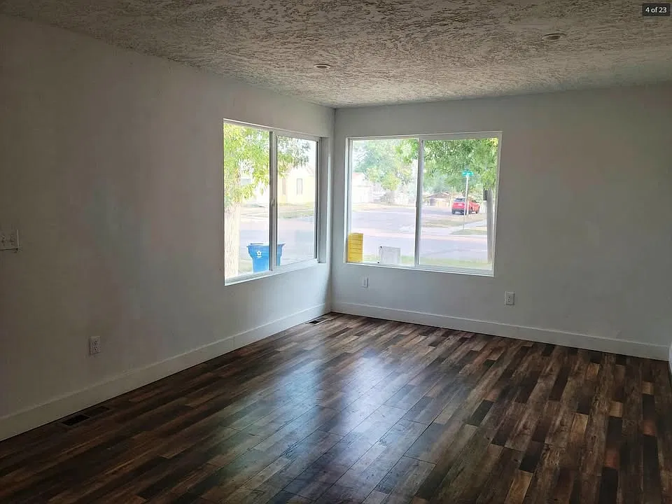 2 bed, 1000 sqft, $1,500 — Photo 4