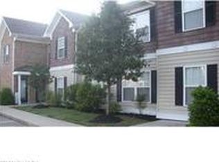 6503 Brook Bend Way UNIT 221, Louisville, KY 40229