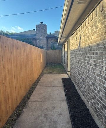 4th image of 2805 Woodmont Trl