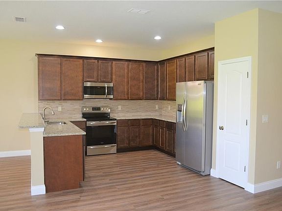 2nd image of 2994 Camino Real Dr S