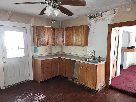 2nd image of 156 Grattan St