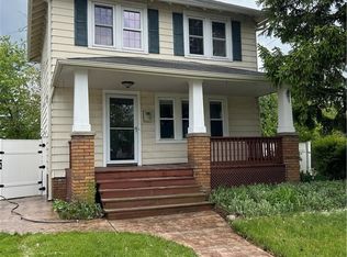 5911 Velma Ave, Parma, OH 44129