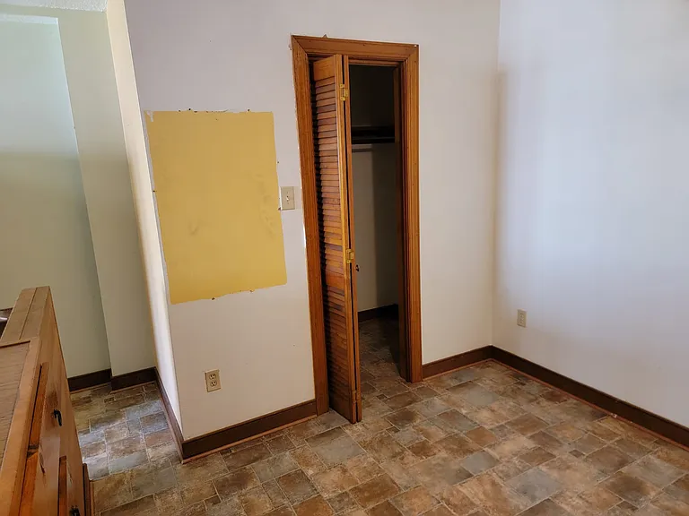 1500 Carriage Dr #0 — Photo 14