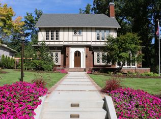 1098 Oxford Rd, Atlanta, GA 30306