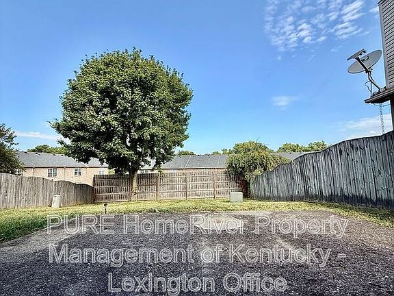 3rd image of 353 Lucille Dr
