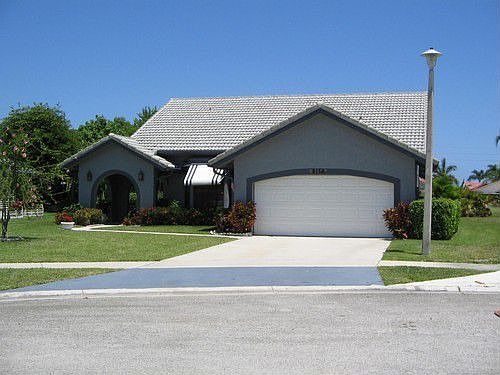 1st image of 9178 Beverly Ct