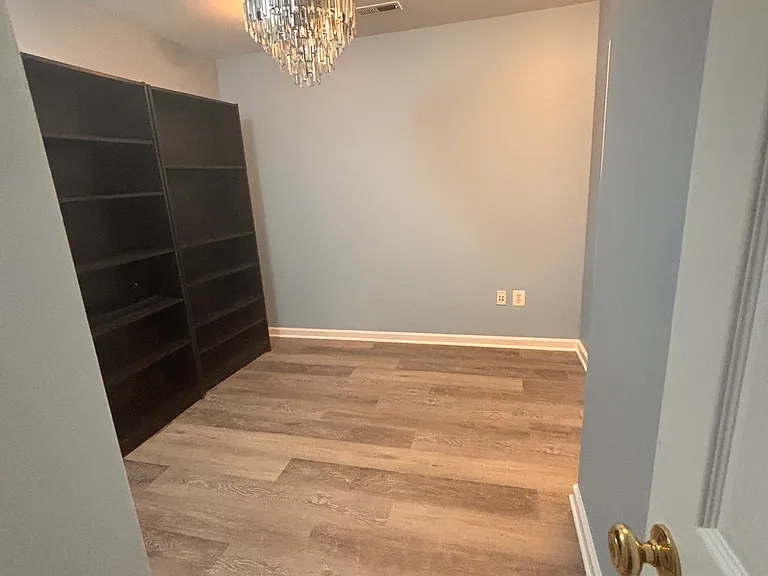 7120 Silverleaf Oak Rd — Photo 3