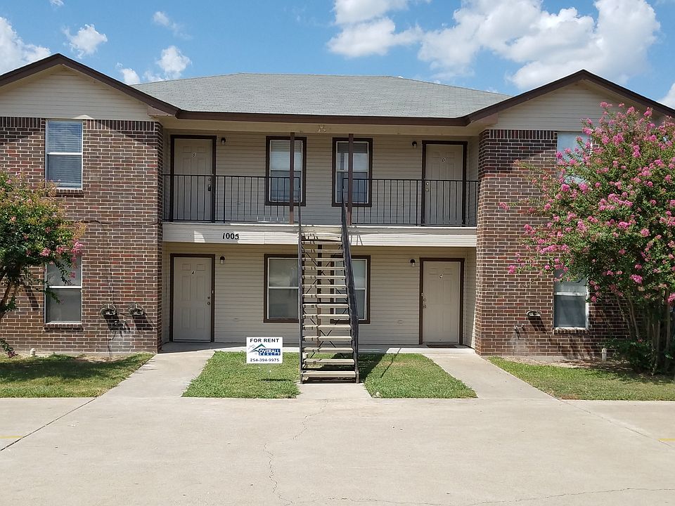 1005 Circle M, Apt D