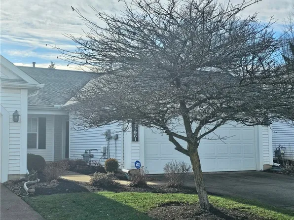 33961 Honeysuckle Ln, North Ridgeville, OH 44039