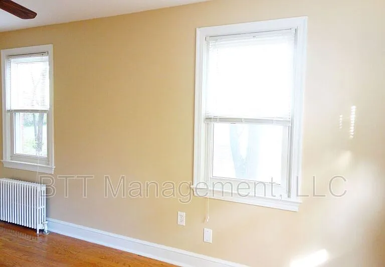 8206 Greenwood Ave #5 — Photo 43