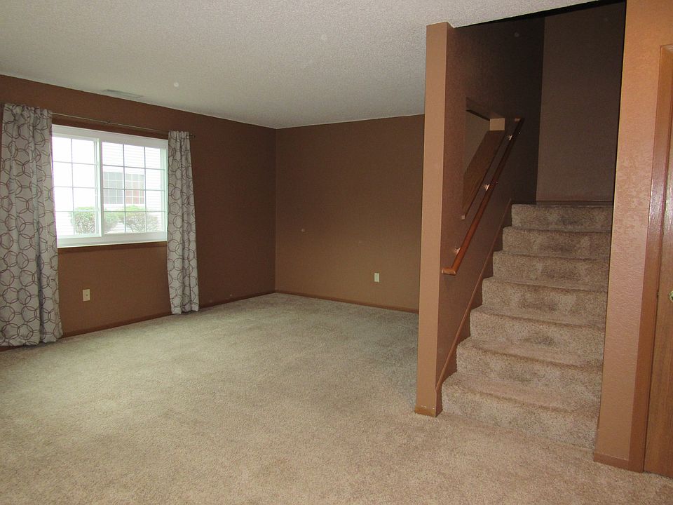 2nd image of 1622 Pleasant View Dr APT A