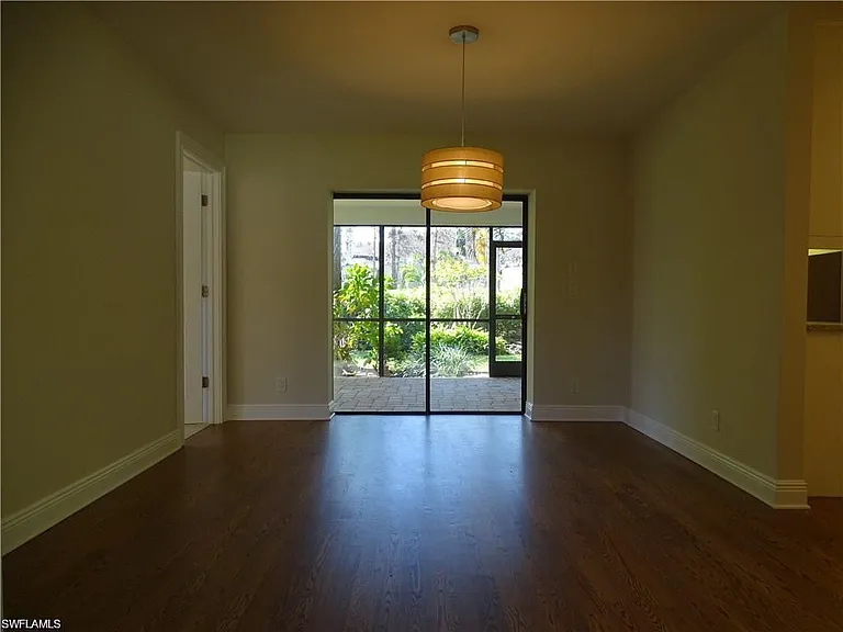 3043 Round Table Ct — Photo 8