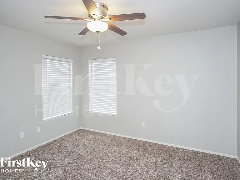 168 Rolling Cove Ave — Photo 13