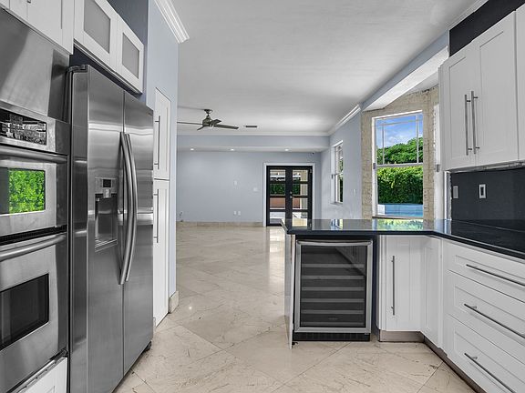 2nd image of 9261 SW 174th St