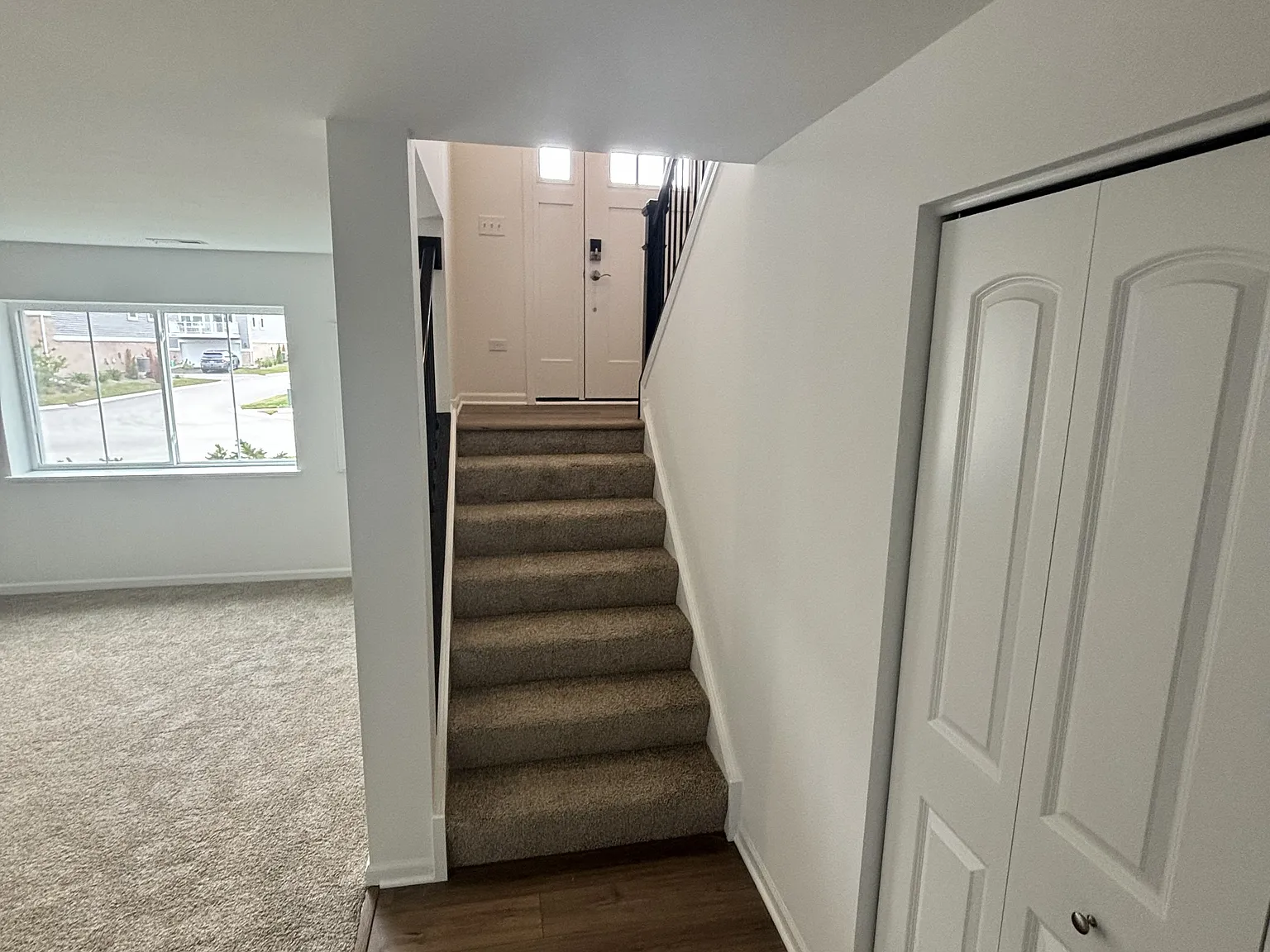 3 bed, 2.5 bath, 2175 sqft, $3,095 — Photo 4