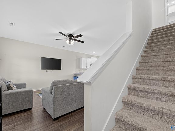 5th image of 106 Briarwood Ln