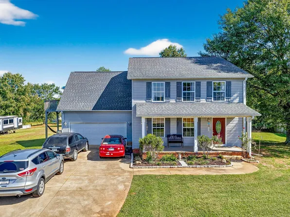 214 Cooleys Crest Ln, Inman, SC 29349