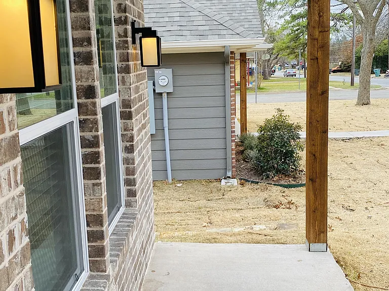 307 N Colbert Ave — Photo 19
