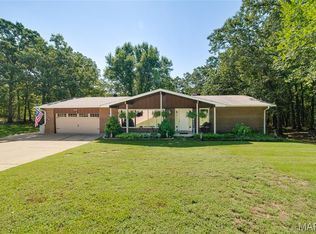 2 Harley Ct, De soto, MO 63020