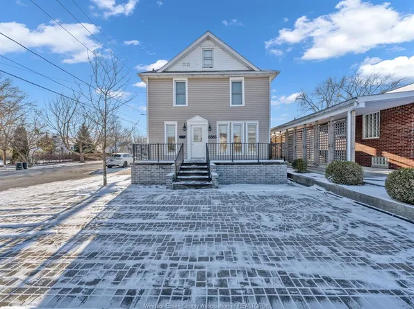 8385 Riverside Dr E, Windsor, ON N8S 1E7