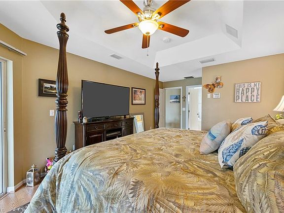 2nd image of 2624 Surfside Blvd