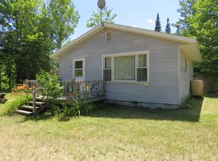3995 Barr Rd, Manistique, MI 49854