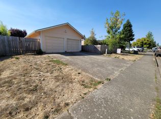 2778 S 10th St, Lebanon, OR 97355