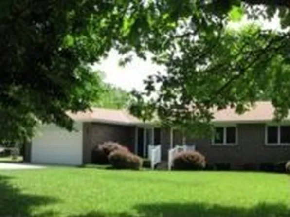 2314 Terry Way, Manhattan, KS 66502